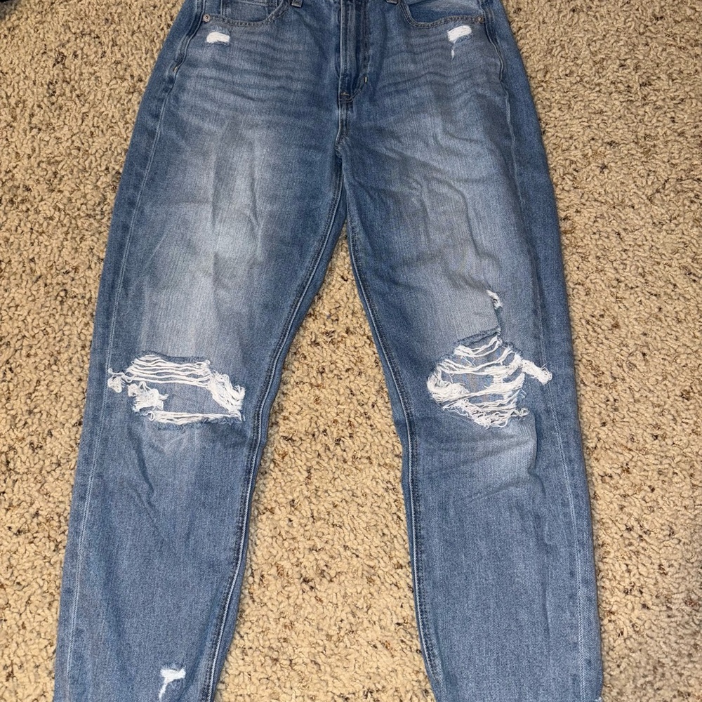 American Eagle Women’s Mom Jeans